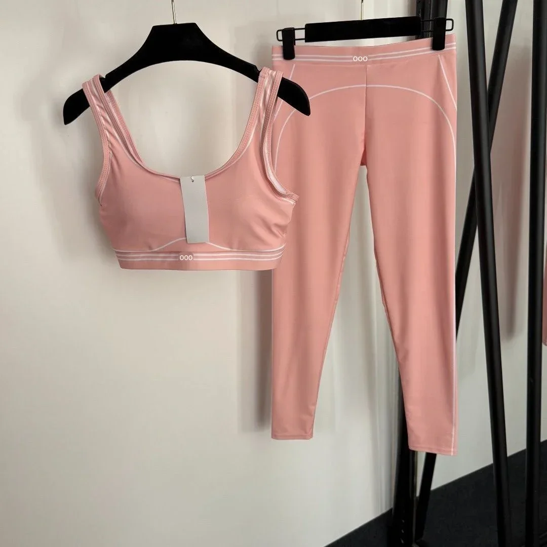 Conjunto de Top e Calças em Du - Pilates In Yoga Pants avaliação e preço